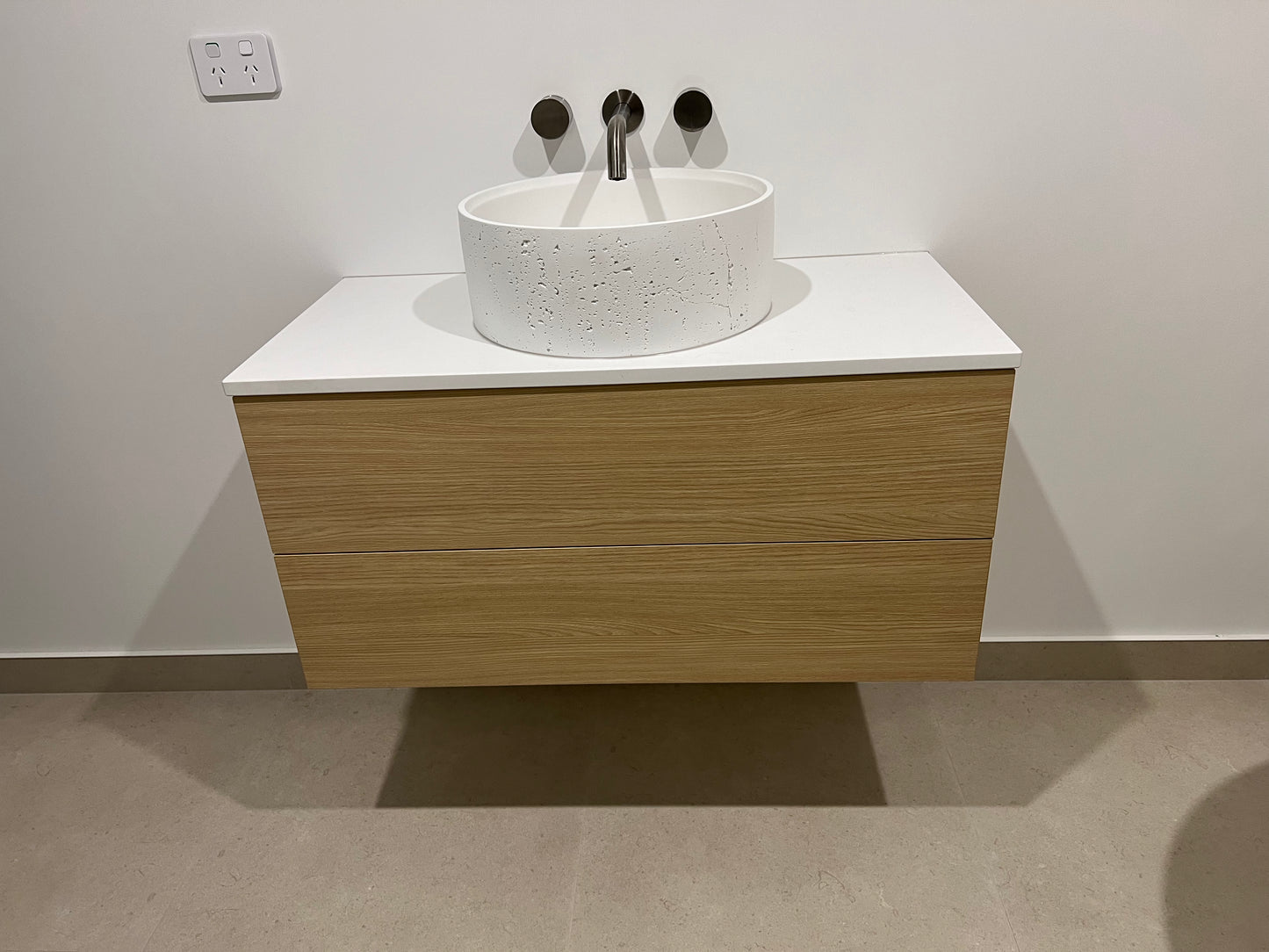 Bathroom vanity